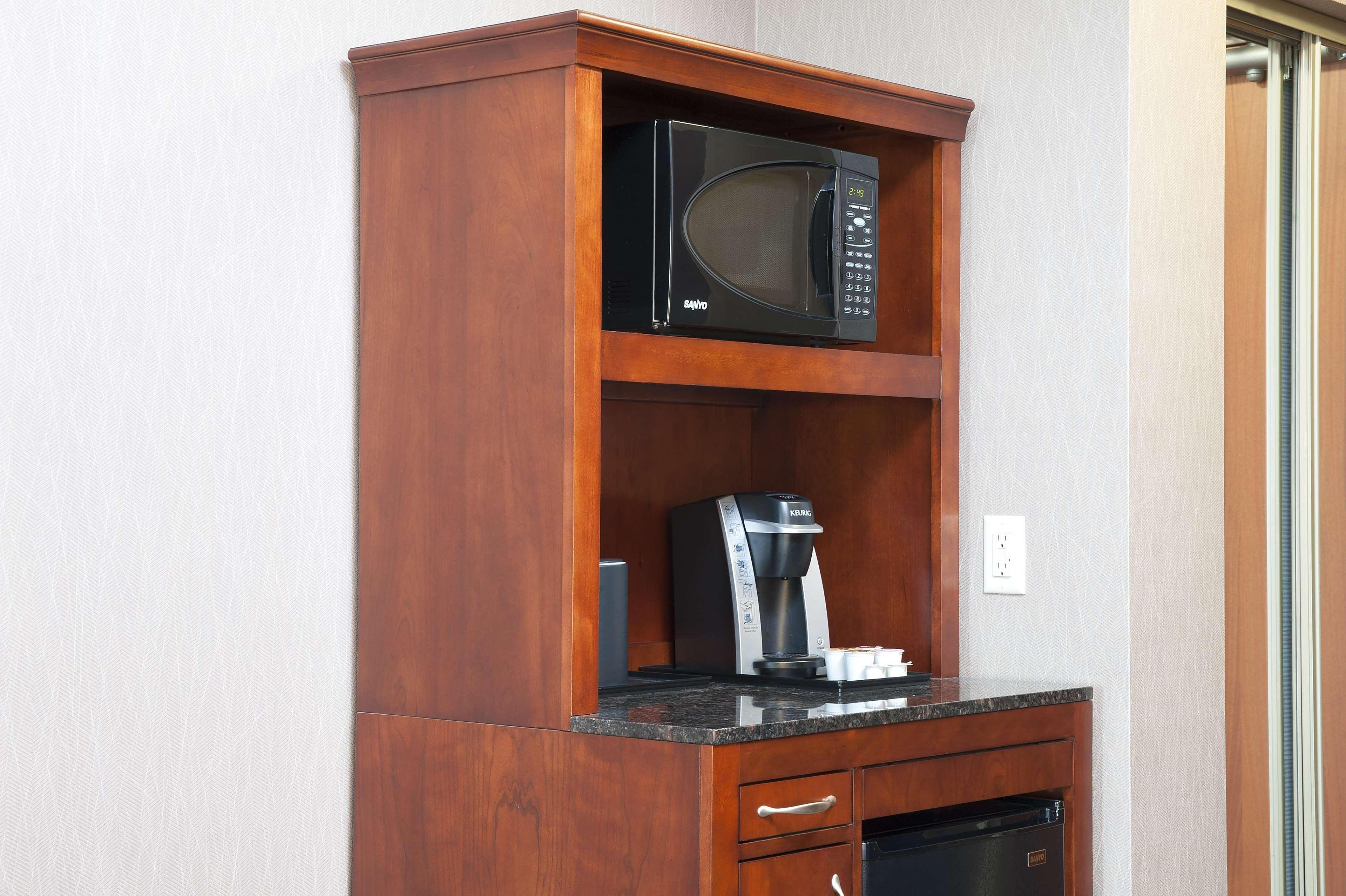 Hilton Garden South/greenwood Hotel 3*